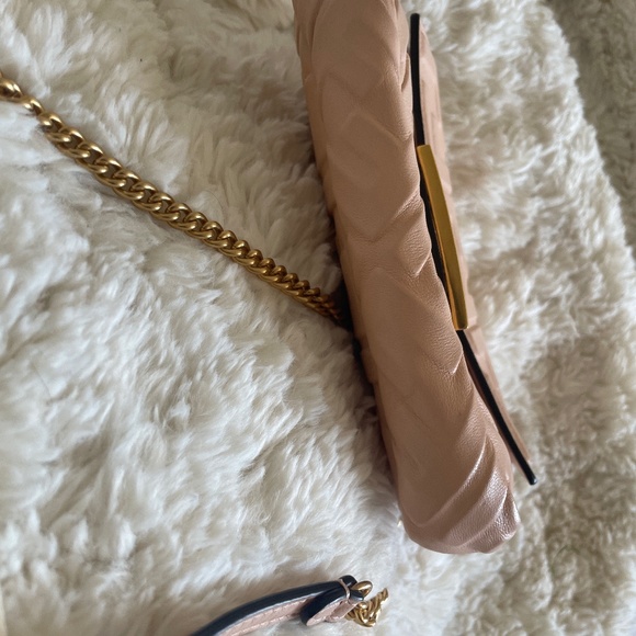 New fendi bag - Picture 4 of 6